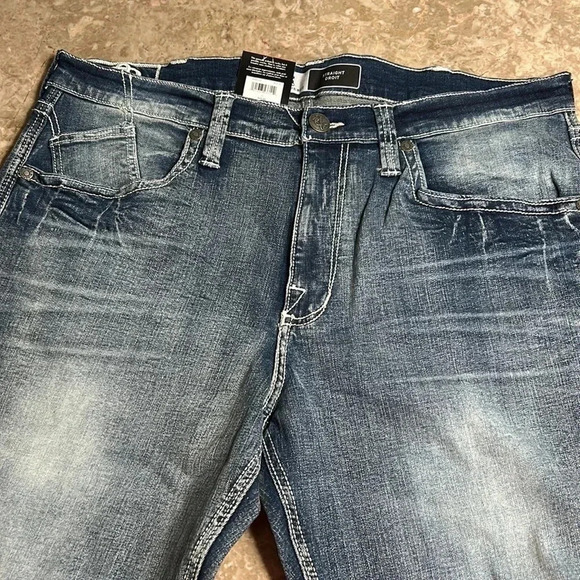 ROCK & REPUBLIC  denim jean,men 38x32 NEW!straight,high rise,embroidered logo - Picture 11 of 16